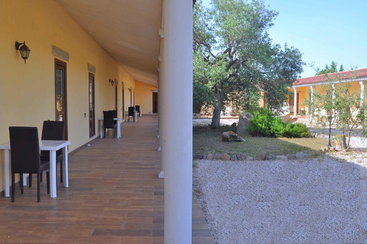 באדזי B&B Mare Della Gallura מראה חיצוני תמונה