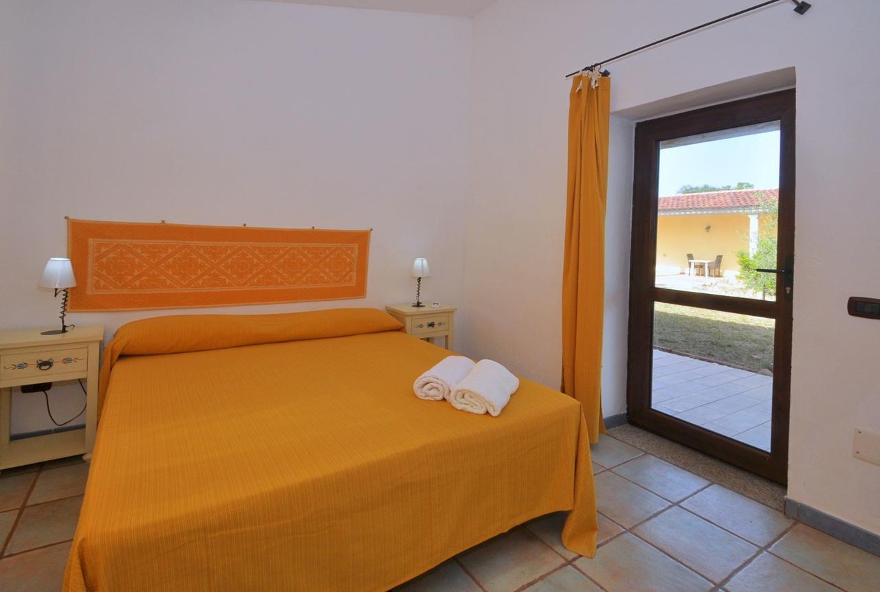 באדזי B&B Mare Della Gallura מראה חיצוני תמונה