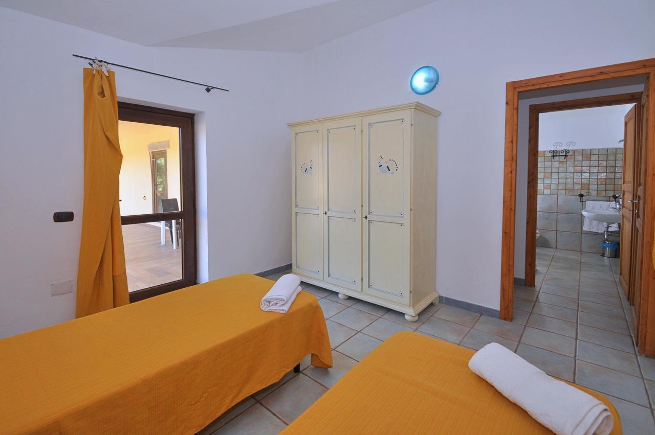 באדזי B&B Mare Della Gallura מראה חיצוני תמונה